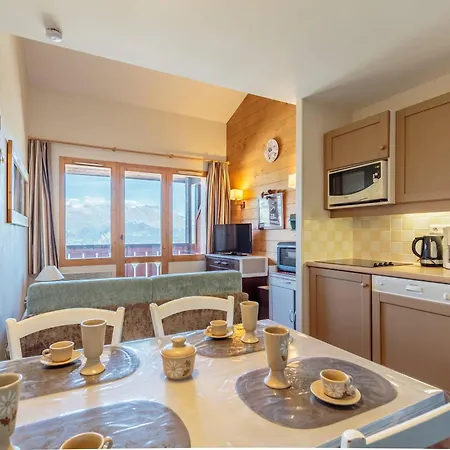 Duplex 2 Pieces, 4 Pers., Balcon, Casier A Skis - - Fr-1-353-146 Apartment La Plagne